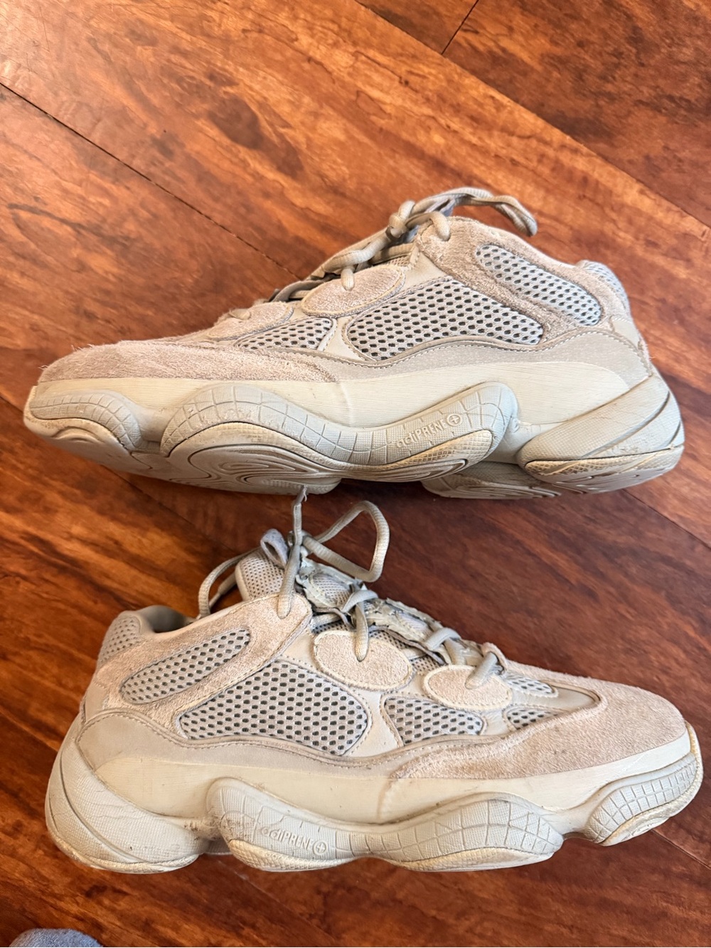 Size 10.5 - adidas Yeezy 500 Taupe Light Men’s Gray - Picture 3 of 9